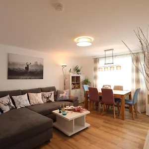  Apartment Sweet & Flower Garden